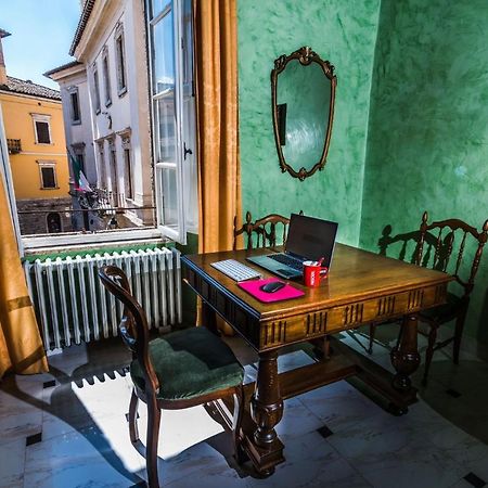 Art Deco 1920 Vicino Autostrada 40 Min Roma Apartment Орте Екстериор снимка